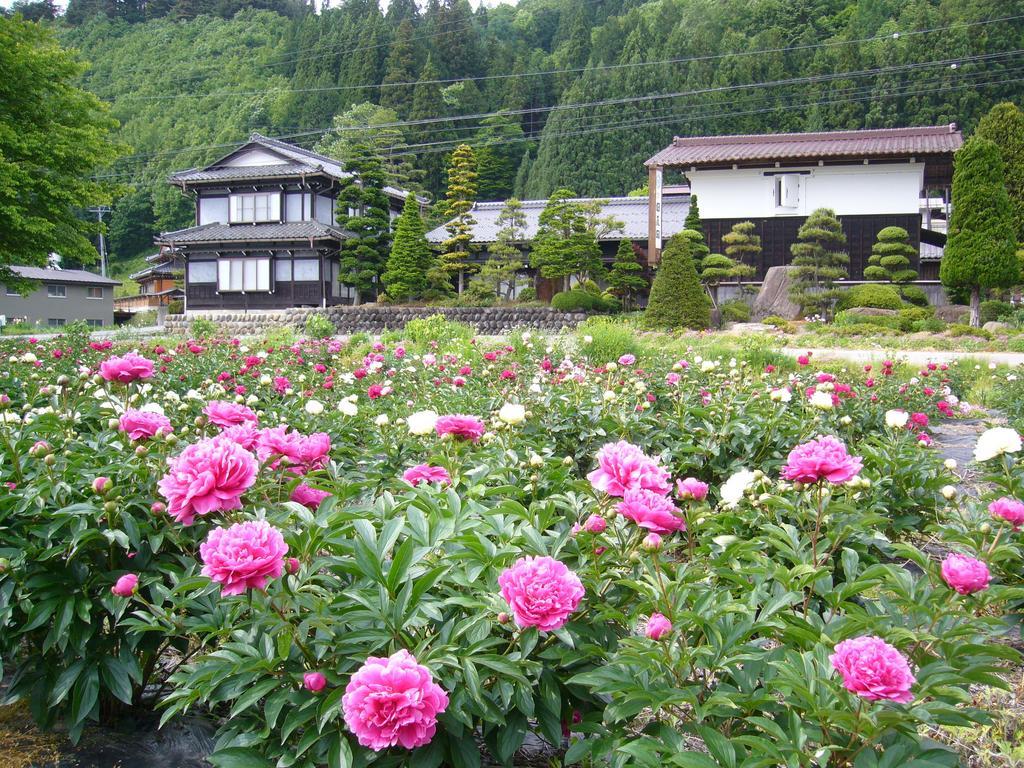 Shitanda Hotel Takayama  Ngoại thất bức ảnh