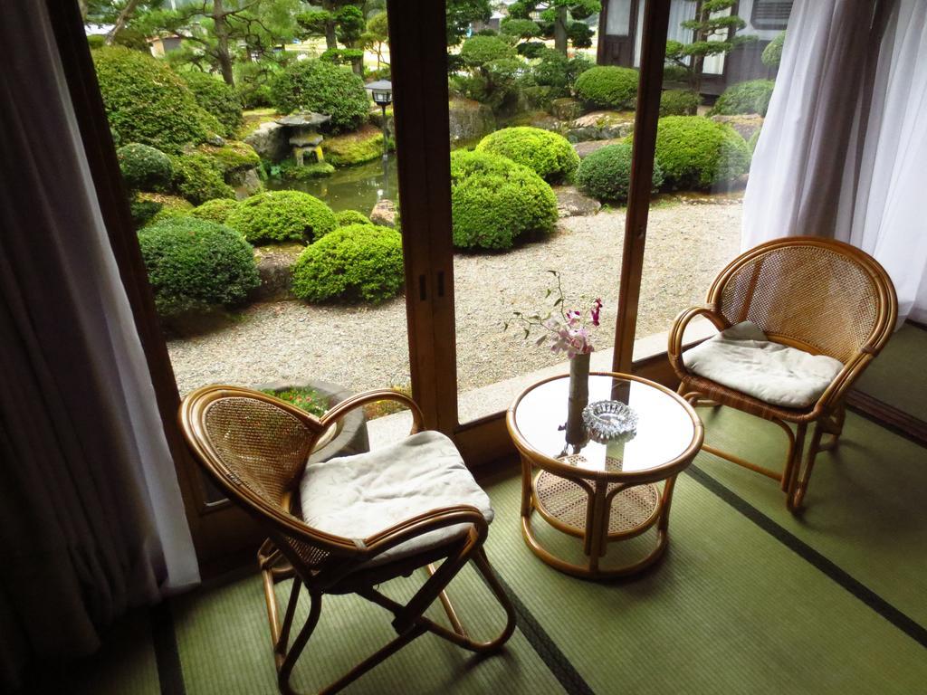 Shitanda Hotel Takayama  Ngoại thất bức ảnh